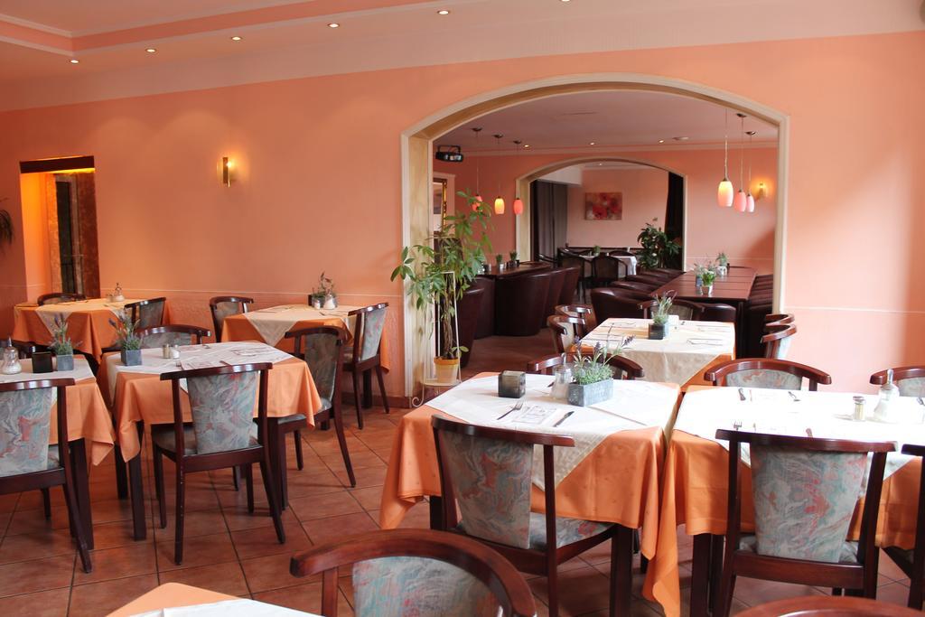 קלן Hotel Kunibert Der Fiese מראה חיצוני תמונה